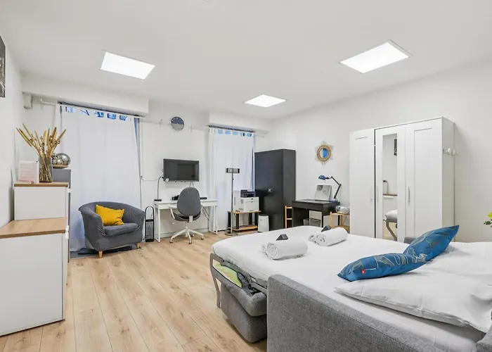 Marais L Center Of L Full Equipped *